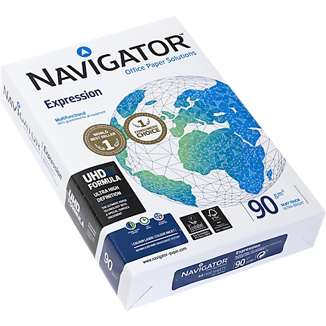 Eine Packung Druckerpapier der Marke Navigator. Aufdrucke: Navigator, Expression, UHD Formula, 90g/m².