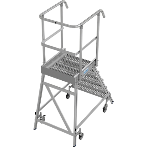 Aluminium-Stehleiter mit Plattform, Geländer und Rollen.