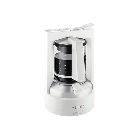 Weiße Krups Kaffeemaschine mit Glaskanne vor weißem Hintergrund.