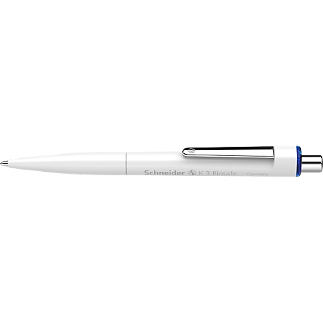 Ein weißer Kugelschreiber mit silbernem Clip und blauer Spitze. Der Stift hat den Schriftzug 'Schneider'.