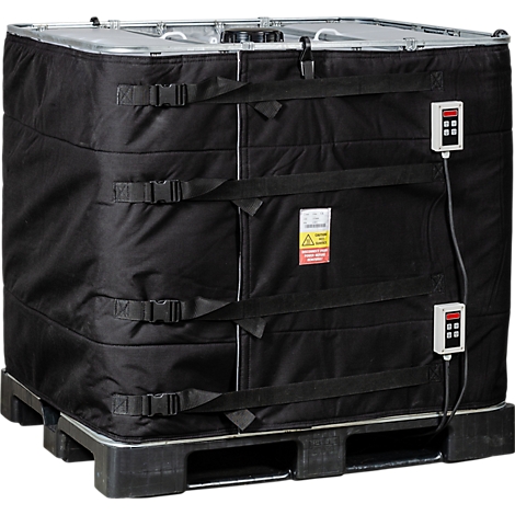 Schwarzer Tankbehälter mit Sicherheitsgurten und Temperaturreglern auf einer Palette. Ein gelbes Warnschild ist angebracht.