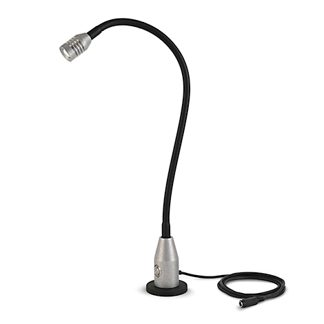 Eine silberne Schreibtischleuchte mit flexiblem Hals und einer schwarzen Basis. Ein Kabel verbindet die Leuchte mit einem Stromanschluss.