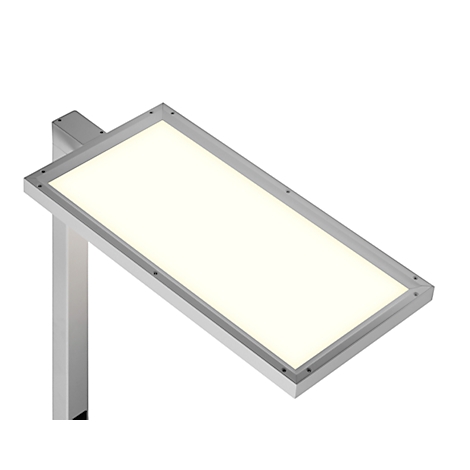Een moderne buitenlamp met een rechthoekig lichtpaneel. De lamp is in een lichte hoek gemonteerd en geeft een warm wit licht.