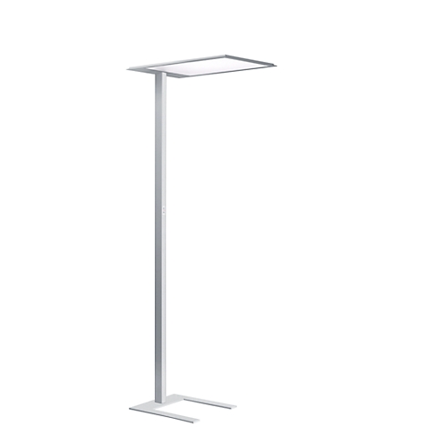 Een elegante, zilverkleurige vloerlamp met een rechthoekige lichtarmatuur bevestigd aan een slanke paal. De voet heeft een rechthoekige vorm.