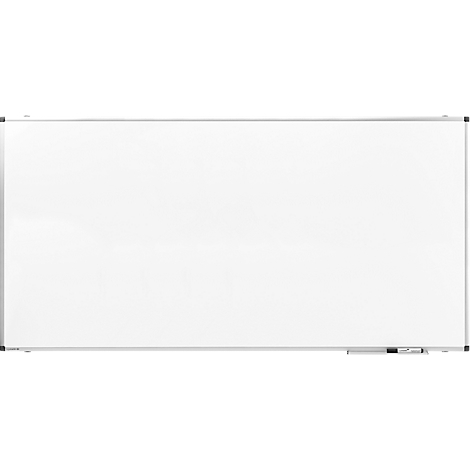 Weißes Whiteboard mit silbernem Rahmen, links und rechts mit schwarzem Eckverbinder. Unten rechts liegen Stifte und ein Schwamm.