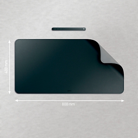 Tapis rectangulaire gris foncé, partiellement enroulé. Dimensions : 800 x 400 mm. Barre supérieure.