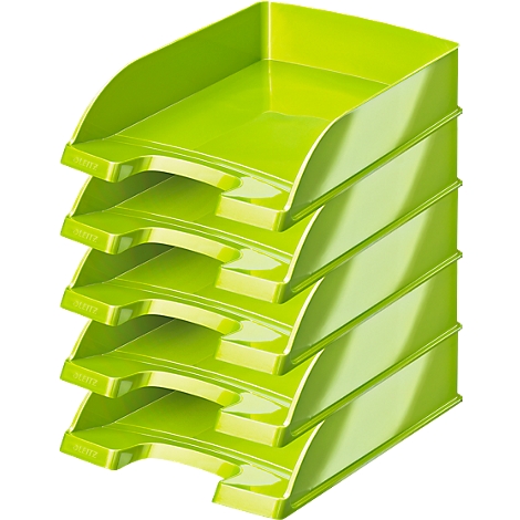 Stack of green paper trays stacked on top of each other. "Leitz" is written on each tray.