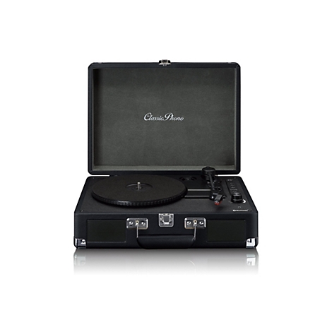 Schwarzer Classic Phono Plattenspieler im Kofferdesign mit ausgeklapptem Deckel vor weißem Hintergrund.