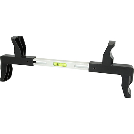 Schwarze Werkzeug mit Wasserwaage. Das Werkzeug hat zwei Griffe und eine silberne Mittelstange.