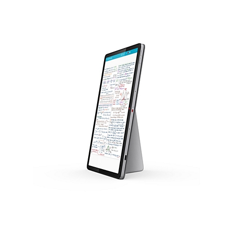 Tablet im Hochformat auf einem Ständer mit mathematischen handschriftlichen Notizen auf dem Bildschirm.