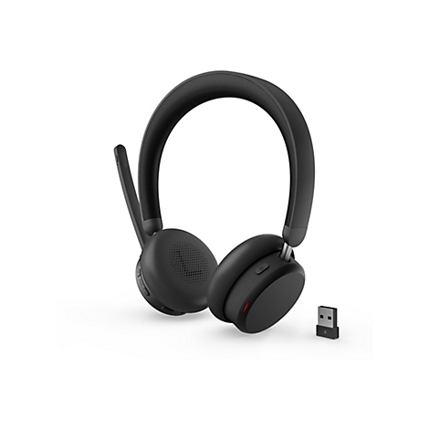 Casque sans fil noir avec microphone et dongle USB. Sur fond blanc.