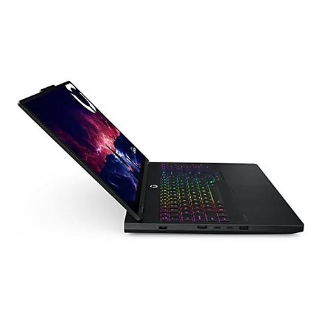 Schwarzer Laptop, halb geöffnet, mit farbiger Tastatur und Bildschirm mit Kunstwerk.