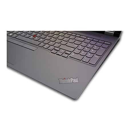 Nahaufnahme eines Laptops. Tastatur und Touchpad sind zu sehen. Auf dem GehÃ¤use befindet sich der ThinkPad-Schriftzug.