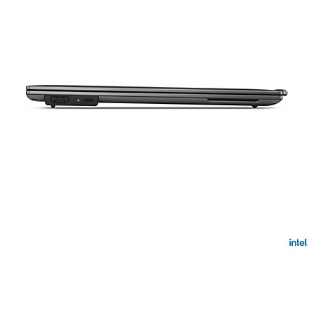 Dunkelgraues Laptop im Seitenprofil. AnschlÃ¼sse sind sichtbar. Unten rechts ist das Intel-Logo.