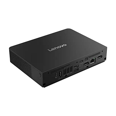 Un mini-PC Lenovo noir. Le mot "Lenovo" est écrit en haut. De nombreux ports à l'avant.