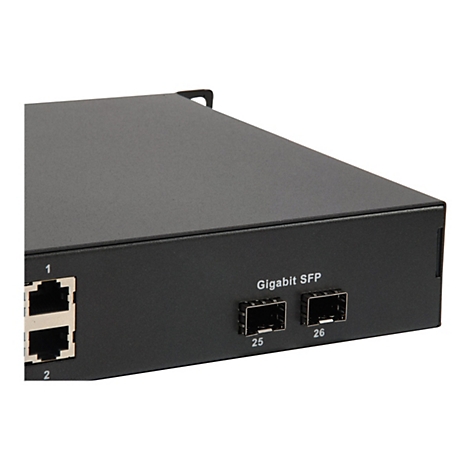 Nahaufnahme eines schwarzen Netzwerk-Switches mit zwei Gigabit-SFP-Ports und nummerierten Anschlüssen.