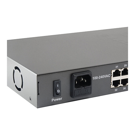Rückseite eines grauen Netzwerk-Switches mit Netzschalter, Stromanschluss und Ethernet-Ports.