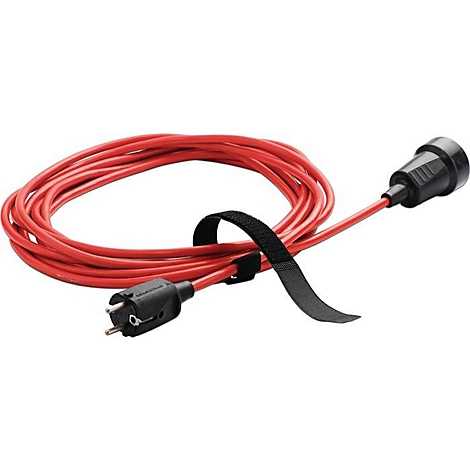 Câble de rallonge rouge, enroulé et fixé avec une bande velcro noire, avec une prise et une douille noires.