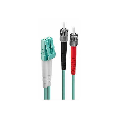 Plusieurs câbles à fibres optiques avec des connecteurs colorés, un vert à gauche et un connecteur noir et rouge à droite.