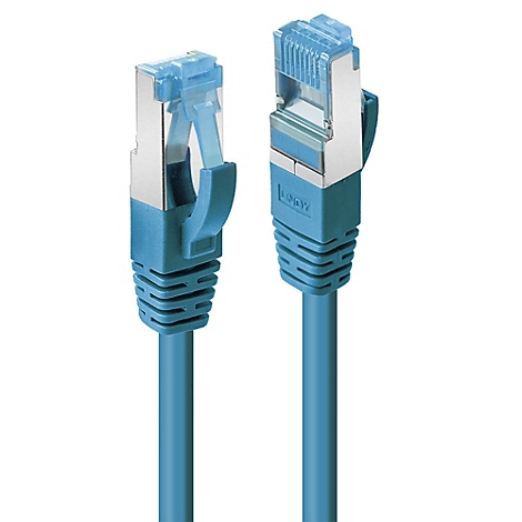 Deux câbles Ethernet bleus. Les connecteurs sont argentés et translucides. Logo Lindy.