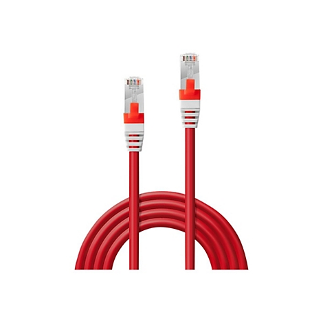 Rotes Netzwerkkabel mit Steckern, die nach oben zeigen. Kabel gewellt.