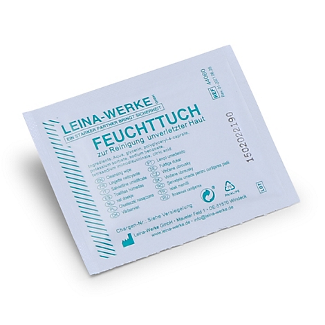 Emballage blanc individuel pour une lingette humide Lina-Werke sur fond blanc.