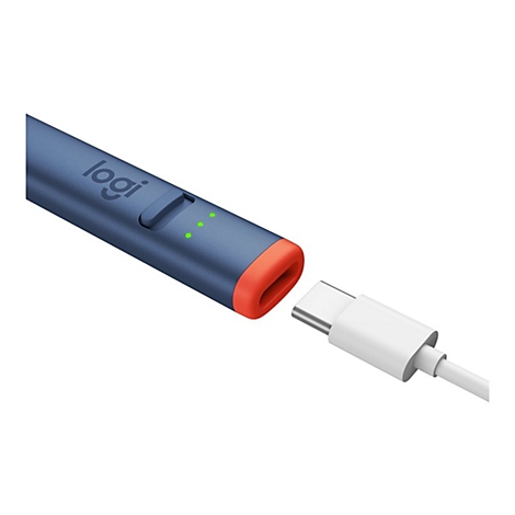 Un appareil bleu foncé en forme de stylo avec une extrémité orange, à côté d'un câble USB-C blanc. L'appareil indique "logi".