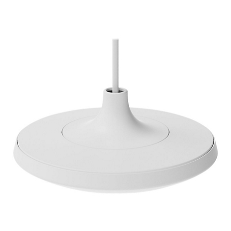 WeiÃŸe Deckenhalterung, rund, mit mittiger AufhÃ¤ngung fÃ¼r eine Lampe.