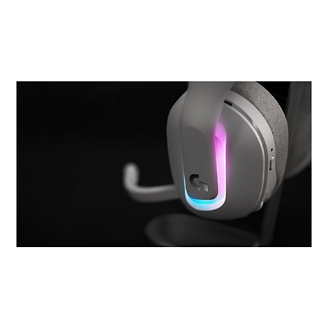 Graues Gaming-Headset mit pink-blauer Beleuchtung, schwarzer Hintergrund.