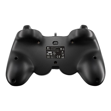 Manette Logitech noire vue de dos, avec connexion par câble. Des détails tels que les logos et les désignations de modèle sont visibles.