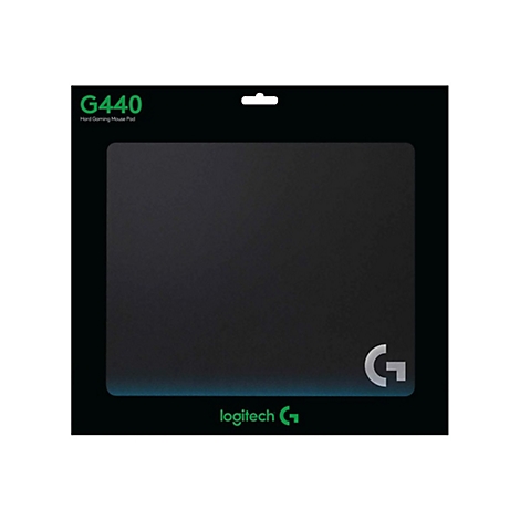 Schwarzes Mauspad in Verpackung. Oben steht G440, darunter der Produktname. Das Logitech-Logo ist unten rechts.