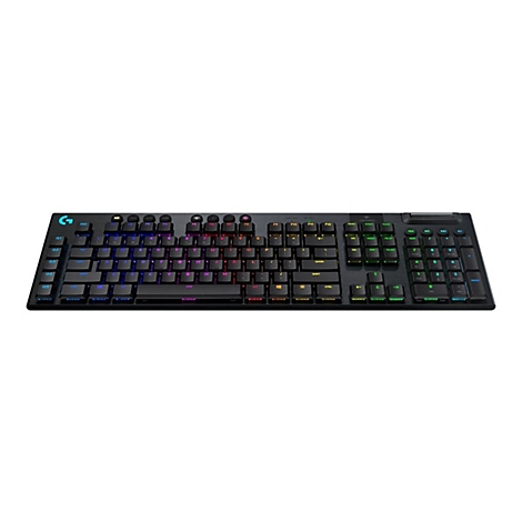 Schwarze Tastatur mit RGB-Beleuchtung. Buchstaben und Ziffern erkennbar, Logo links oben.