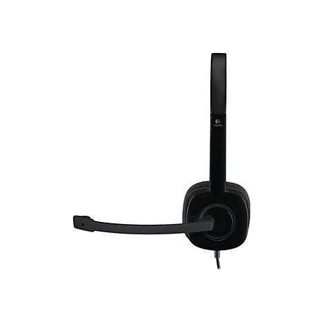 Casque Logitech noir avec microphone sur fond blanc. Le casque a un design carré et un câble.