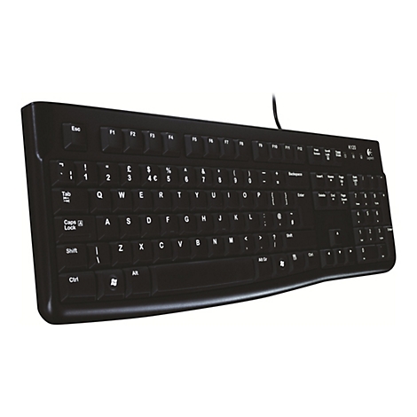 Schwarze Logitech K120 Tastatur in Perspektive vor weißem Hintergrund.