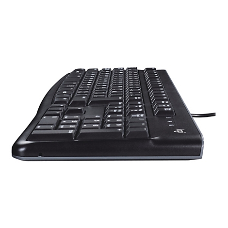 Schwarze Computertastatur in Seitenansicht auf weißem Hintergrund. Tastenbeschriftung, Logitech-Logo.