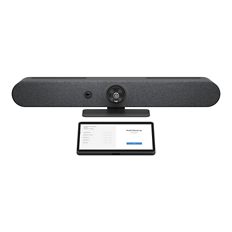 Videokonferenzgerät auf einem Ständer, mit einem Tablet, das einen Meetingkalender zeigt. Auf dem Tablet ist der Text "Staff Meeting" und "Join" zu sehen.