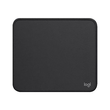 Schwarzes rechteckiges Mauspad mit abgerundeten Ecken und Logo von logi.