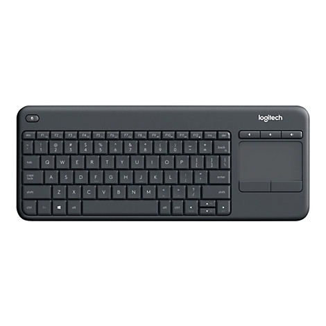 Schwarze kabellose Logitech-Tastatur mit integriertem Touchpad rechts auf weißem Hintergrund.