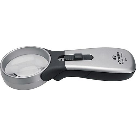 Loupe avec monture argentée, manche noir et interrupteur. Inscription : Schweizer Made in Germany.
