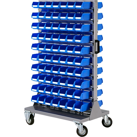 Chariot avec de nombreuses boîtes de tri bleues. Roues pour se déplacer, poignée sur le côté.