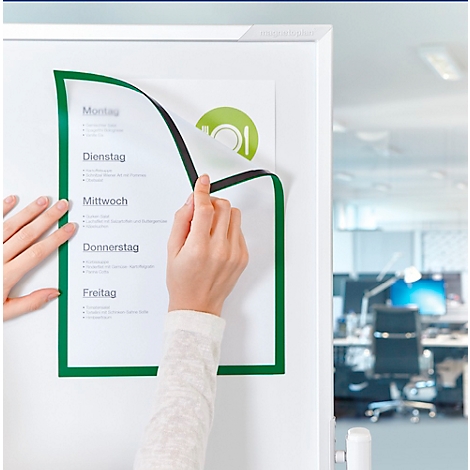 Fünf grüne Magnetrahmen magnetofix von magnetoplan zur Dokumentenpräsentation im Set.