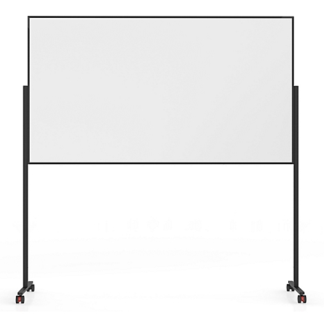 Een leeg, rechthoekig whiteboard op een zwart, verrijdbaar statief tegen een witte achtergrond.