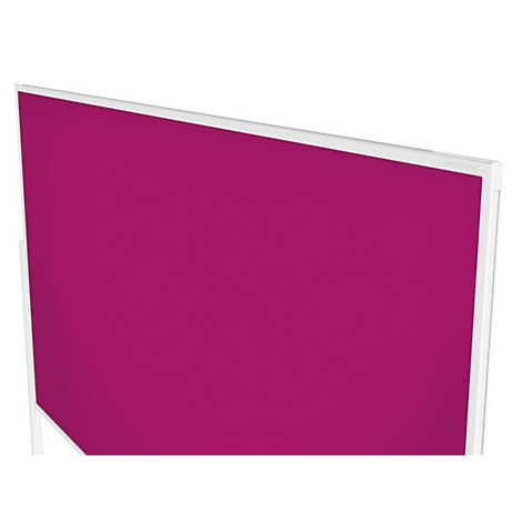 Een magentakleurige scheidingswand met een wit frame tegen een neutrale achtergrond.