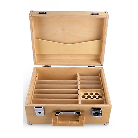 Holzkoffer mit verstellbaren Steckfächern zur flexiblen Sortierung für agiles Arbeiten.