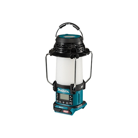 Makita Akku-Baustellenlampe mit Radiofunktion und Tragegriff vor weißem Hintergrund.