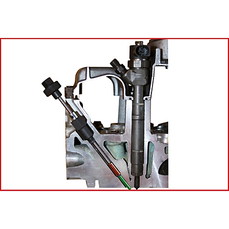 Detailaufnahme eines Motors, Schnittdarstellung. Deutlich sichtbar sind Injektoren, Kabel und metallische Komponenten.