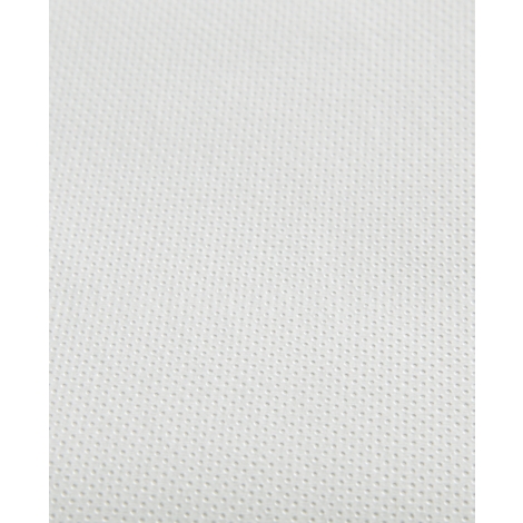 Nahaufnahme einer weißen Textur mit kleinen, gleichmäßig verteilten Punkten. Der Stoff hat eine leicht unebene Oberfläche.