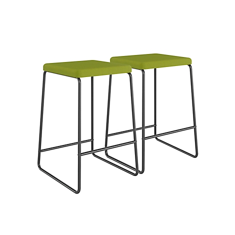 Zwei moderne Barhocker mit limonengrüner Sitzfläche und anthrazitfarbenem Metallgestell vor weißem Hintergrund.
