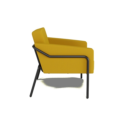 Gele fauteuil met zwart metalen frame. De fauteuil staat in profiel op een witte achtergrond.