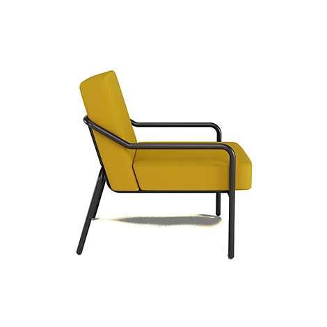 Gele fauteuil met zwart frame, zijaanzicht op witte achtergrond.